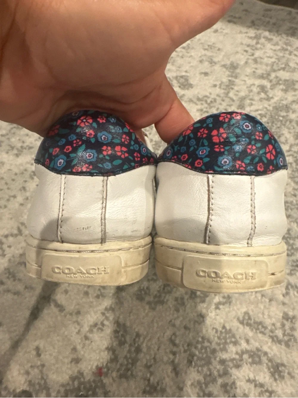 Women’s Coach New York White Leather Low Top Sneakers Floral Heel Lace Up 8.5